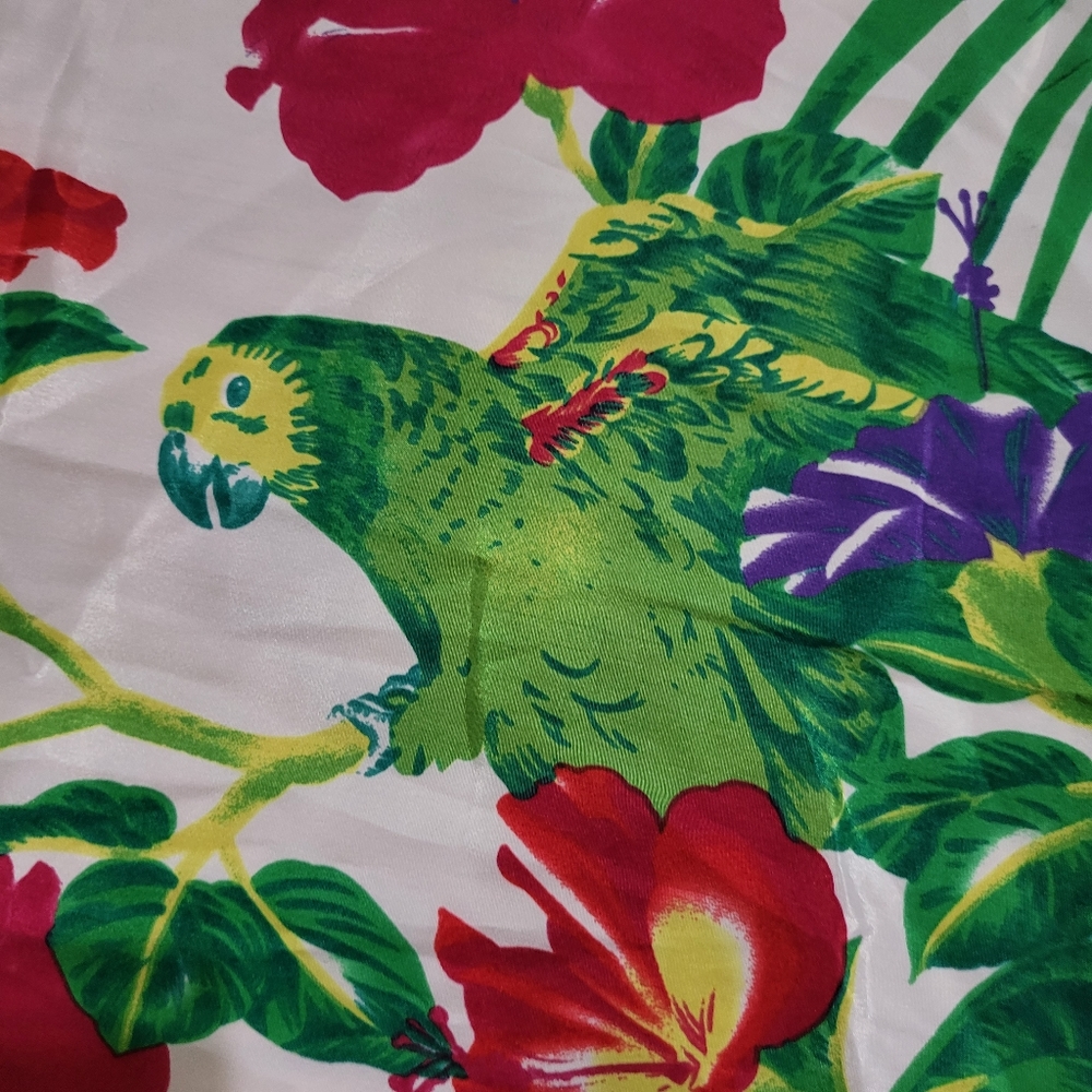 Florar Hawaiian style scarf - Picture 3 of 5